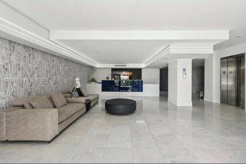 Copropriété à vendre à Miami Beach, Floride: 2 chambres, 185.25 m2 № 1957441 - photo 17