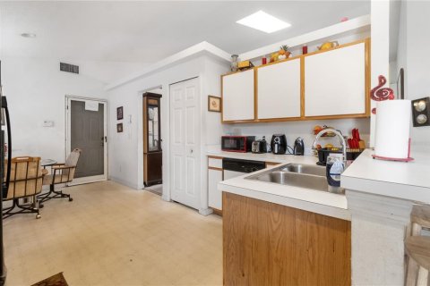 Villa ou maison à vendre à Orlando, Floride: 4 chambres, 157.84 m2 № 2157691 - photo 15