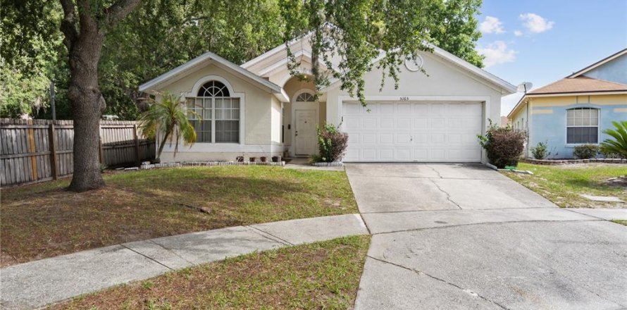 Villa ou maison à Orlando, Floride 4 chambres, 157.84 m2 № 2157691