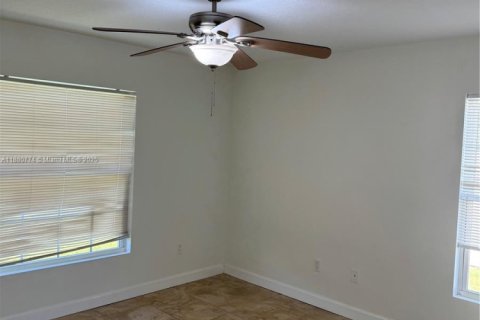 Снять в аренду виллу или дом в Виро-Бич, Флорида 3 спальни, № 1929192 - фото 25