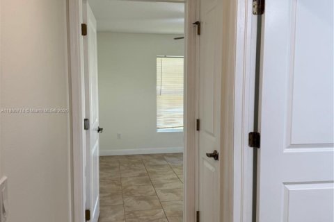 Снять в аренду виллу или дом в Виро-Бич, Флорида 3 спальни, № 1929192 - фото 24