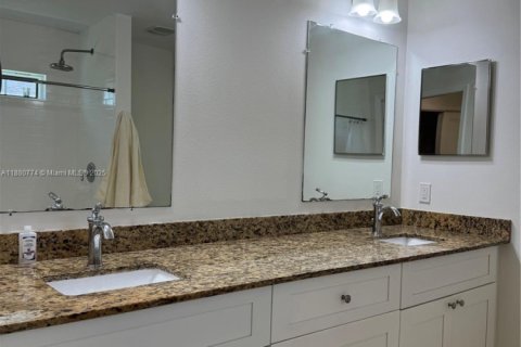 Снять в аренду виллу или дом в Виро-Бич, Флорида 3 спальни, № 1929192 - фото 18