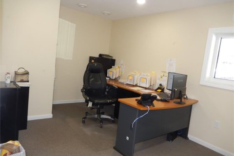 Commercial property in Sarasota, Florida 2314.29 sq.m. № 2376677 - photo 28
