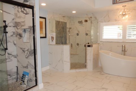 Commercial property in Sarasota, Florida 2314.29 sq.m. № 2376677 - photo 24