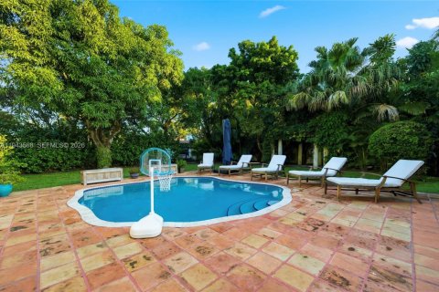 Casa en venta en Coral Gables, Florida, 4 dormitorios, 226.5 m2 № 2000362 - foto 25