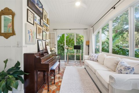Casa en venta en Coral Gables, Florida, 4 dormitorios, 226.5 m2 № 2000362 - foto 10