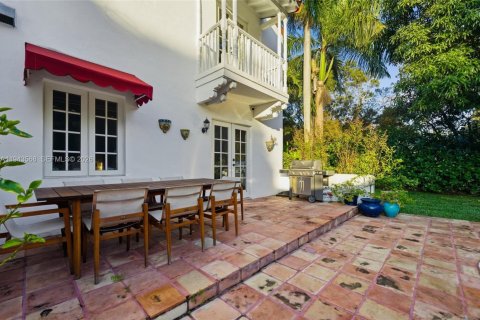 Casa en venta en Coral Gables, Florida, 4 dormitorios, 226.5 m2 № 2000362 - foto 27