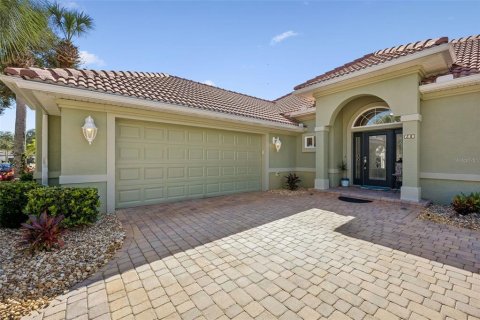 Villa ou maison à vendre à Palm Coast, Floride: 4 chambres, 234.86 m2 № 2429478 - photo 5