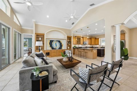 Villa ou maison à vendre à Palm Coast, Floride: 4 chambres, 234.86 m2 № 2429478 - photo 8