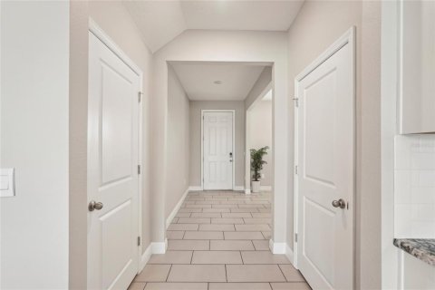 Casa en venta en Bradenton, Florida, 4 dormitorios, 307.88 m2 № 1634533 - foto 3