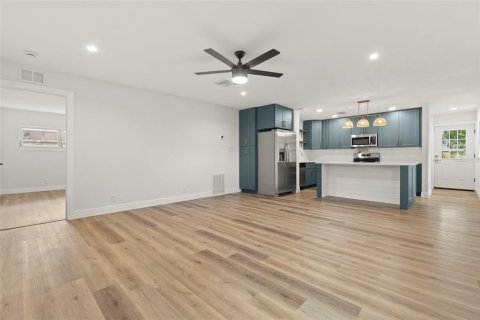 Villa ou maison à vendre à Saint Petersburg, Floride: 4 chambres, 149.48 m2 № 1853187 - photo 5