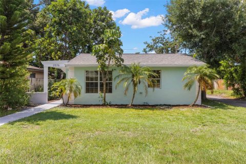 Villa ou maison à vendre à Saint Petersburg, Floride: 4 chambres, 149.48 m2 № 1853187 - photo 2