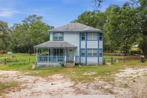 Casa en Dunnellon, Florida 3 dormitorios, 150.5 m2 № 2104849