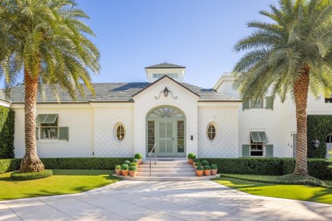 House in Palm Beach, Florida 3 bedrooms, 786.23 sq.m. № 2187300 - photo 15