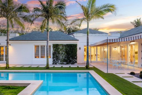 House in Palm Beach, Florida 3 bedrooms, 786.23 sq.m. № 2187300 - photo 8