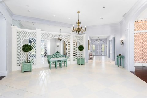 House in Palm Beach, Florida 3 bedrooms, 786.23 sq.m. № 2187300 - photo 21