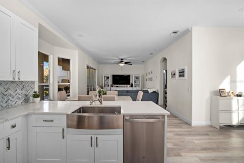 Villa ou maison à vendre à Valrico, Floride: 5 chambres, 260.87 m2 № 2429077 - photo 11