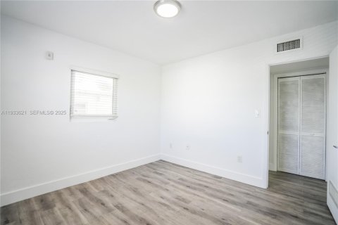 Appartement à louer à Miami, Floride: 1 chambre, 46.92 m2 № 1991263 - photo 10