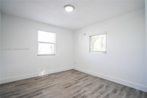 Appartement à louer à Miami, Floride: 1 chambre, 46.92 m2 № 1991263 - photo 7