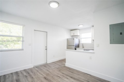 Appartement à louer à Miami, Floride: 1 chambre, 46.92 m2 № 1991263 - photo 2