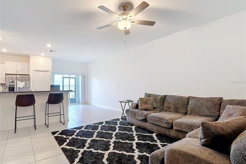 Townhouse in San Antonio, Florida 3 bedrooms, 151.8 sq.m. № 1873872 - photo 8