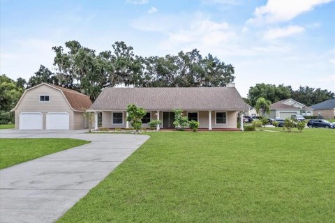 Villa ou maison à vendre à Orlando, Floride: 4 chambres, 321.44 m2 № 1888460 - photo 1