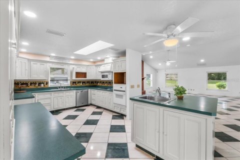 Villa ou maison à vendre à Orlando, Floride: 4 chambres, 321.44 m2 № 1888460 - photo 18