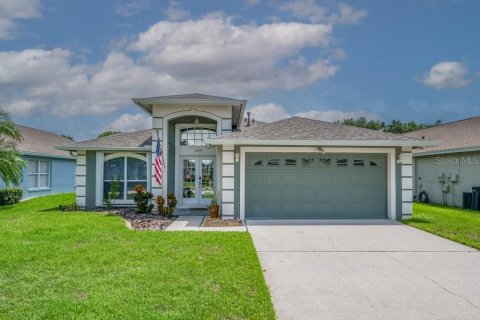 Casa en Brandon, Florida 3 dormitorios, 157.93 m2 № 2287793