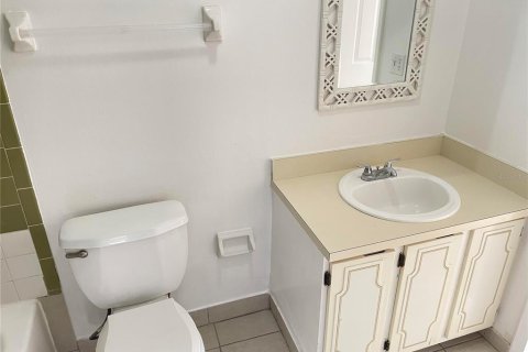 Condominio en alquiler en Orlando, Florida, 2 dormitorios, 92.53 m2 № 2094333 - foto 10