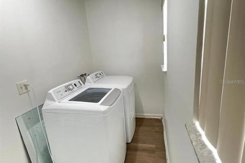 Condominio en alquiler en Orlando, Florida, 2 dormitorios, 92.53 m2 № 2094333 - foto 14