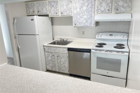 Condominio en alquiler en Orlando, Florida, 2 dormitorios, 92.53 m2 № 2094333 - foto 4
