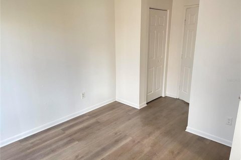 Condominio en alquiler en Orlando, Florida, 2 dormitorios, 92.53 m2 № 2094333 - foto 11