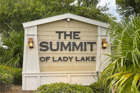 Commercial property in Lady Lake, Florida 178.37 sq.m. № 915668 - photo 8