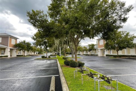 Commercial property in Lady Lake, Florida 178.37 sq.m. № 915668 - photo 6