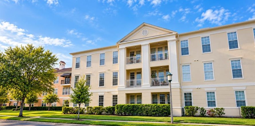 Condo à Celebration, Floride, 3 chambres  № 2401038