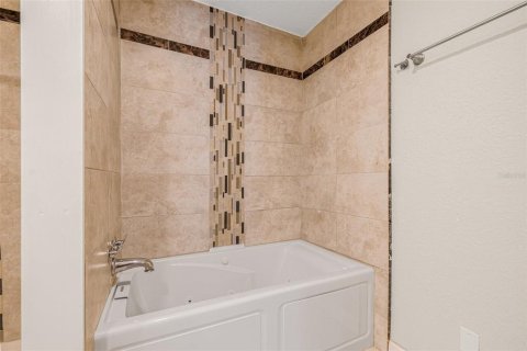 Casa en alquiler en Saint Petersburg, Florida, 3 dormitorios, 140.65 m2 № 1657180 - foto 21
