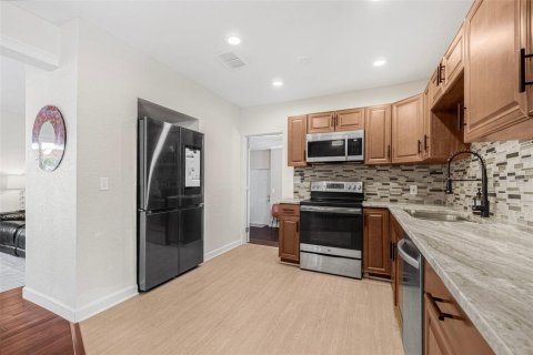 Casa en alquiler en Saint Petersburg, Florida, 3 dormitorios, 140.65 m2 № 1657180 - foto 5