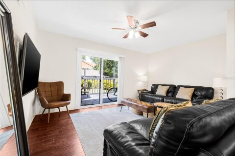Casa en alquiler en Saint Petersburg, Florida, 3 dormitorios, 140.65 m2 № 1657180 - foto 11