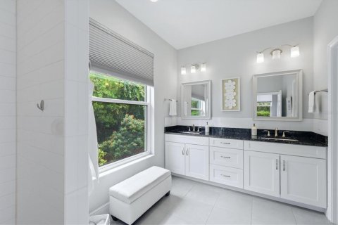 Villa ou maison à vendre à Nokomis, Floride: 2 chambres, 181.35 m2 № 2361268 - photo 14