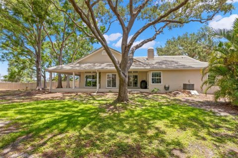 Townhouse in Saint Petersburg, Florida 4 bedrooms, 193.7 sq.m. № 1757114 - photo 21