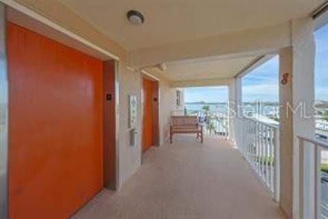 Condominio en venta en South Pasadena, Florida, 2 dormitorios, 104.05 m2 № 1619198 - foto 2