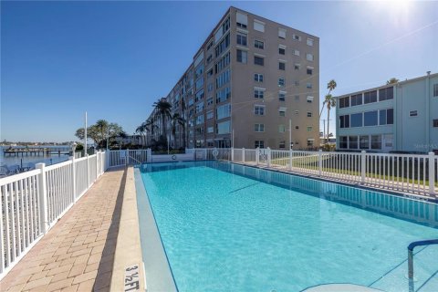 Condominio en venta en South Pasadena, Florida, 2 dormitorios, 104.05 m2 № 1619198 - foto 28