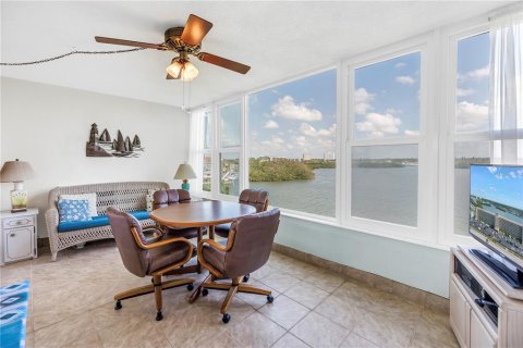 Condominio en venta en South Pasadena, Florida, 2 dormitorios, 104.05 m2 № 1619198 - foto 16