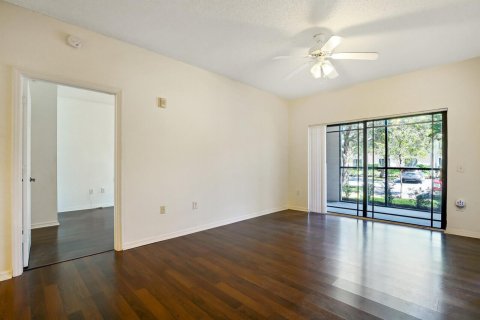 Copropriété à louer à Palm Beach Gardens, Floride: 2 chambres, 90.86 m2 № 2146813 - photo 3