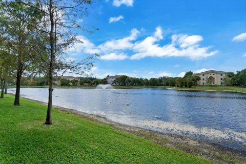 Copropriété à louer à Palm Beach Gardens, Floride: 2 chambres, 90.86 m2 № 2146813 - photo 12