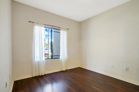Copropriété à louer à Palm Beach Gardens, Floride: 2 chambres, 90.86 m2 № 2146813 - photo 5