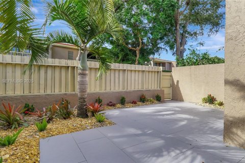 Adosado en alquiler en Hollywood, Florida, 3 dormitorios, 218.32 m2 № 1993871 - foto 18