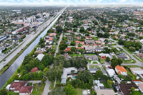 Terreno en venta en Miami, Florida № 1874854 - foto 26