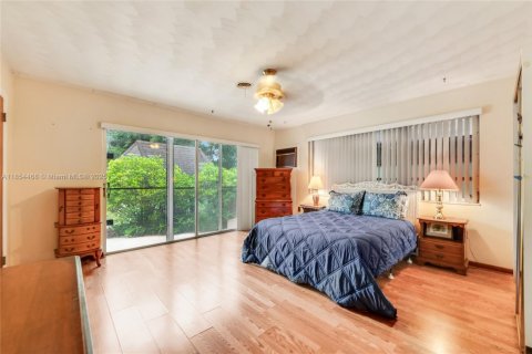 Terreno en venta en Miami, Florida № 1874854 - foto 21