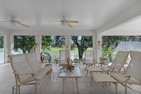 Villa ou maison à vendre à The Villages, Floride: 3 chambres, 186.18 m2 № 2413404 - photo 4